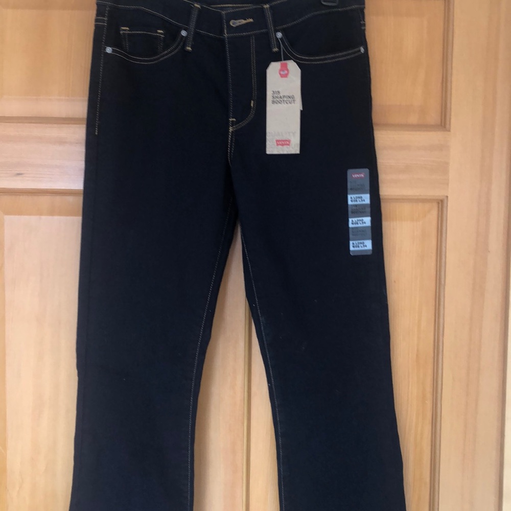 Levi’s 315 Shaping Bootcut